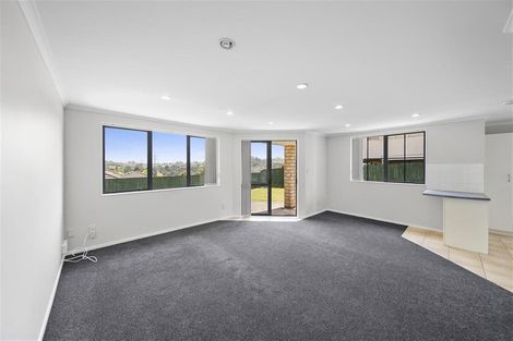 Photo of property in 14 Frederick Reece Drive, The Gardens, Auckland, 2105