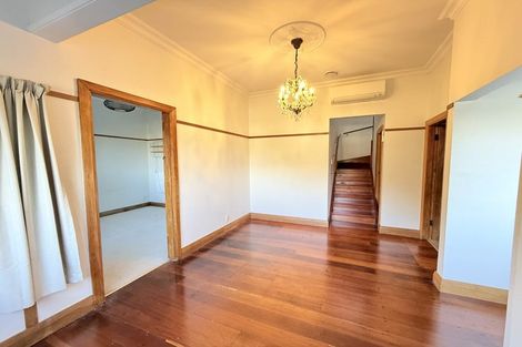 Photo of property in 121 Barnard Street, Wadestown, Wellington, 6012