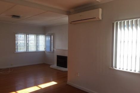 Photo of property in 47a Great South Road, Papakura, 2110