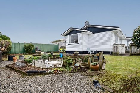Photo of property in 6 Eton Place, Spotswood, New Plymouth, 4310