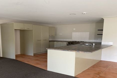 Photo of property in Santa Rosa, 2/340 Gulf Harbour Drive, Gulf Harbour, Whangaparaoa, 0930