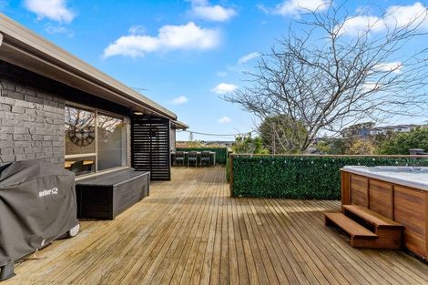 Photo of property in 1/10 Harley Road, Hauraki, Auckland, 0622