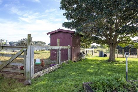 Photo of property in 142 Shelly Beach Road, Shelly Beach, Helensville, 0874