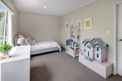 Photo of property in 1/96 Frank Nobilo Drive, Golflands, Auckland, 2013