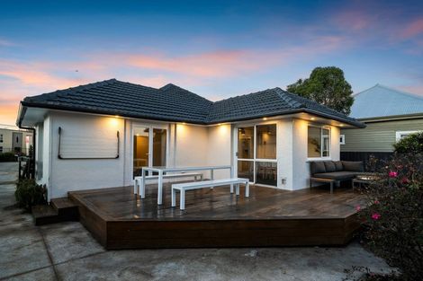 Photo of property in 115 Sawyers Arms Road, Northcote, Christchurch, 8052