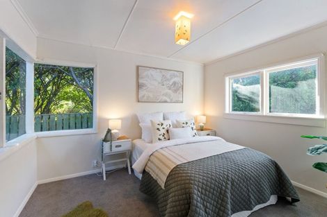 Photo of property in 1 Titoki Road, Raumati Beach, Paraparaumu, 5032