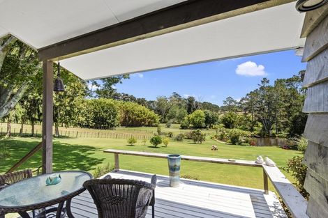 Photo of property in 1a Dysart Lane, Kumeu, 0891