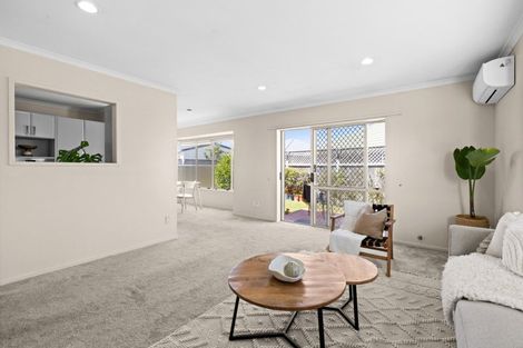 Photo of property in 5/212 Grove Road, Mayfair, Hastings, 4122