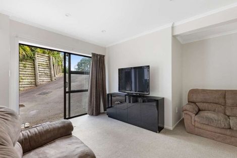 Photo of property in 12a Ash Place, Whalers Gate, New Plymouth, 4310