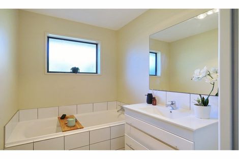 Photo of property in 12 Veitches Road, Casebrook, Christchurch, 8051