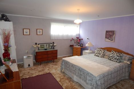 Photo of property in 21 Puketiro Place, Paihia, 0200