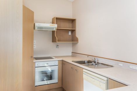 Photo of property in 14 Marina View, Paremata, Porirua, 5026