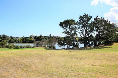 Photo of property in 36 Harbour Crest Drive, Waiuku, 2123