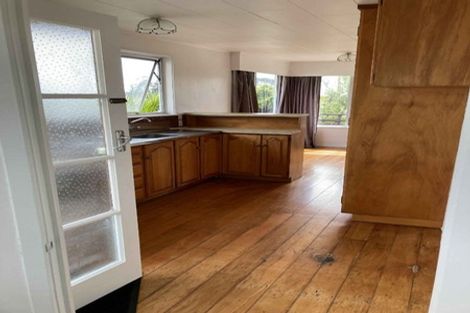 Photo of property in 111 Farquhar Road, Glendene, Auckland, 0602