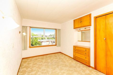 Photo of property in 35a Breakwater Road, Moturoa, New Plymouth, 4310