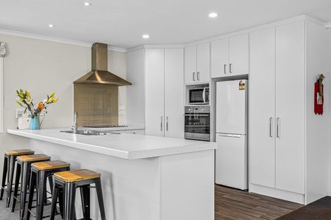 Photo of property in 61 Vivian Street, Burwood, Christchurch, 8083