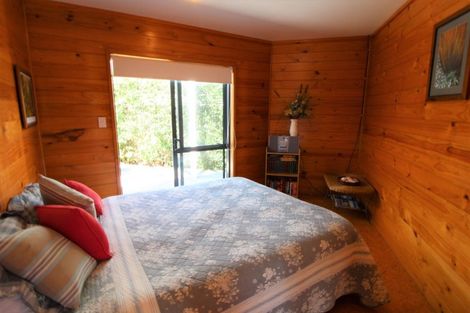 Photo of property in 550 Matarangi Drive, Matarangi, Whitianga, 3592