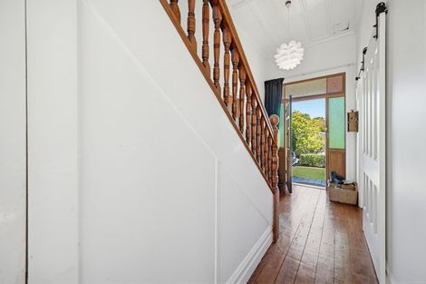 Photo of property in 3 Hooker Avenue, Hospital Hill, Napier, 4110