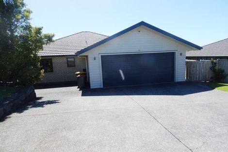 Photo of property in 6 Mcwhirters Farm Lane, Massey, Auckland, 0614