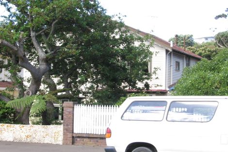 Photo of property in 43 Severn Street, Island Bay, Wellington, 6023