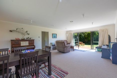 Photo of property in 50 Morrison Road, Te Horo, Otaki, 5581