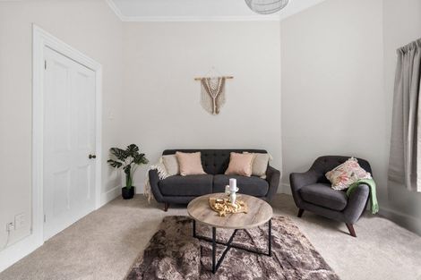 Photo of property in 9 Plunket Street, Kelburn, Wellington, 6012