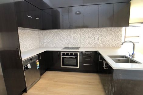 Photo of property in 63 Verran Road, Birkenhead, Auckland, 0626