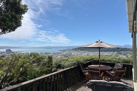 Photo of property in 85 Durham Street, Brooklyn, Wellington, 6021