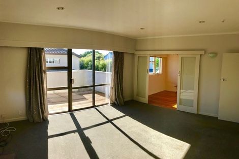 Photo of property in 1/1 Quebec Road, Milford, Auckland, 0620