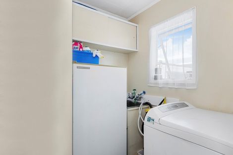 Photo of property in 1/1216 Papamoa Beach Road, Papamoa Beach, Papamoa, 3118