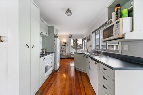 Photo of property in 120a Taylor Street, Blockhouse Bay, Auckland, 0600