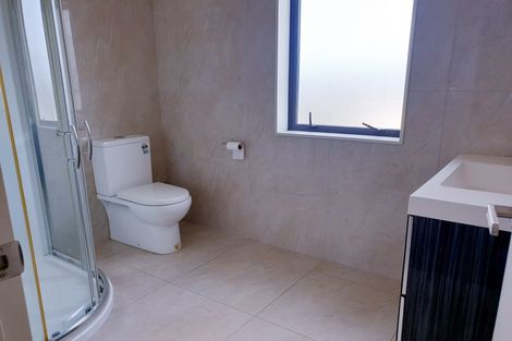 Photo of property in 24 Mantra Road, Massey, Auckland, 0614