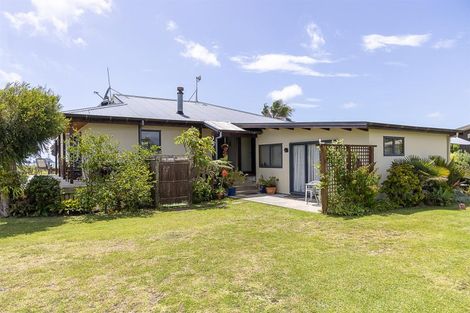 Photo of property in 10 Ngatiwai Place, Whangaruru, Hikurangi, 0184