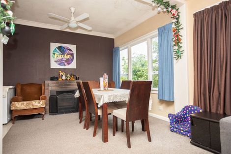 Photo of property in 4 Albert Street, Dannevirke, 4930