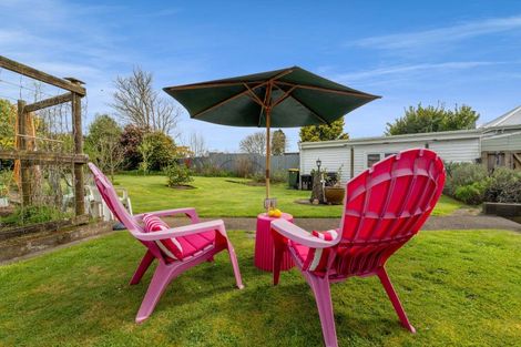 Photo of property in 21 Mills Street, Eltham, 4322