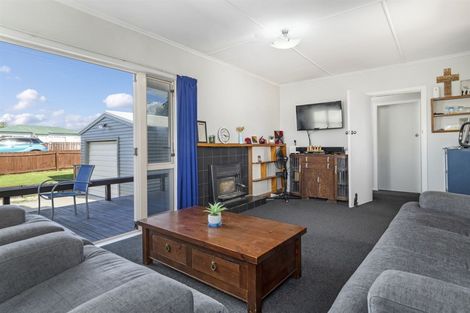 Photo of property in 15 Dunlop Road, Te Puke, 3119
