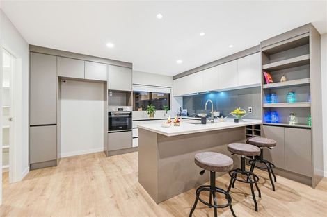 Photo of property in 18 Meritage Lane, Te Atatu South, Auckland, 0610