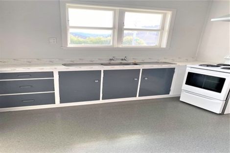 Photo of property in 12/11 Glen Alice Grove, Naenae, Lower Hutt, 5011