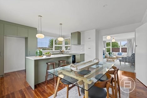 Photo of property in 76 Frankleigh Street, Somerfield, Christchurch, 8024