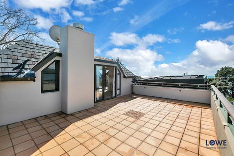 Photo of property in 1a Bournemouth Terrace, Murrays Bay, Auckland, 0630