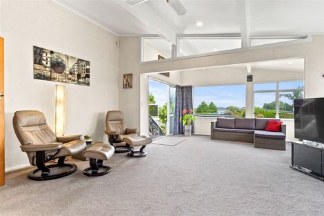 Photo of property in 15 Old Onerahi Road, Onerahi, Whangarei, 0110