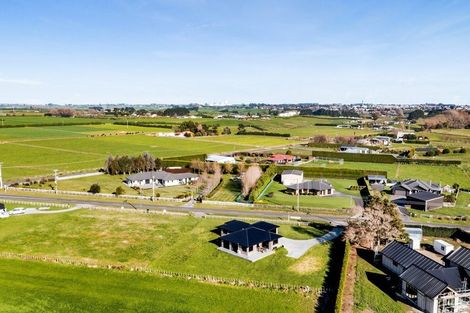 Photo of property in 261 Ohangai Road, Hawera, 4673