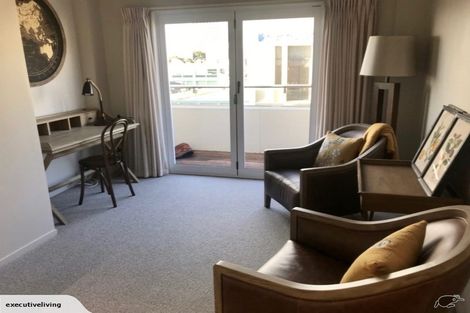 Photo of property in 3/14 Brougham Street, New Plymouth, 4310