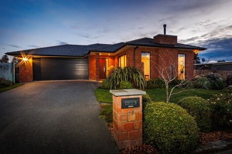 Photo of property in 23 Galea Grove, Kelvin Grove, Palmerston North, 4414
