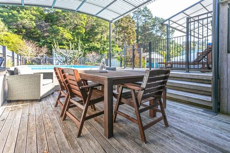 Photo of property in 135 Hauraki Road, Coromandel, 3506