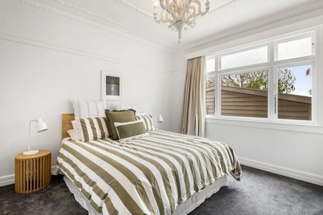 Photo of property in 1c Rutherford Street, Belmont, Auckland, 0622