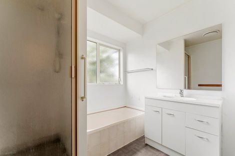 Photo of property in 47 Charlotte Street, Stanmore Bay, Whangaparaoa, 0932