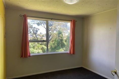 Photo of property in 13 Adam Sunde Place, Glen Eden, Auckland, 0602