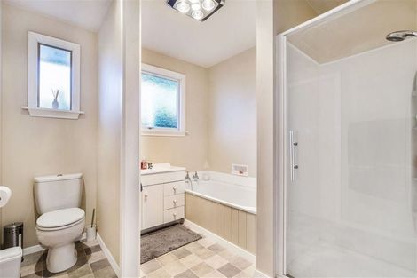 Photo of property in 69 Cotswold Avenue, Bishopdale, Christchurch, 8053