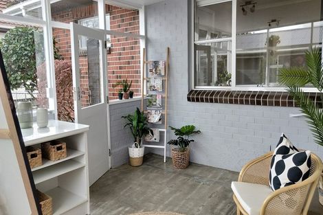 Photo of property in 26 Ihle Street, Terrace End, Palmerston North, 4410